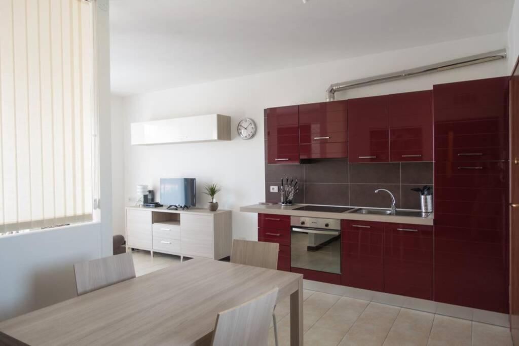 Apartment Victoria, Cozy Studio Flat Near Leonardo Academy เซสโต คาเลนดิ ภายนอก รูปภาพ